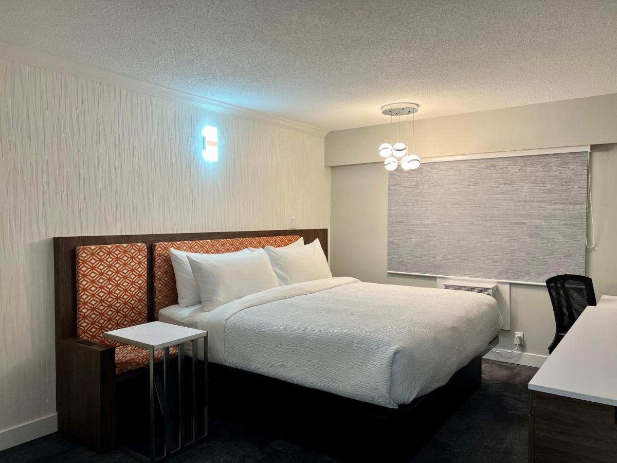 The Vic, Ascend Hotel Collection Victoria Buitenkant foto