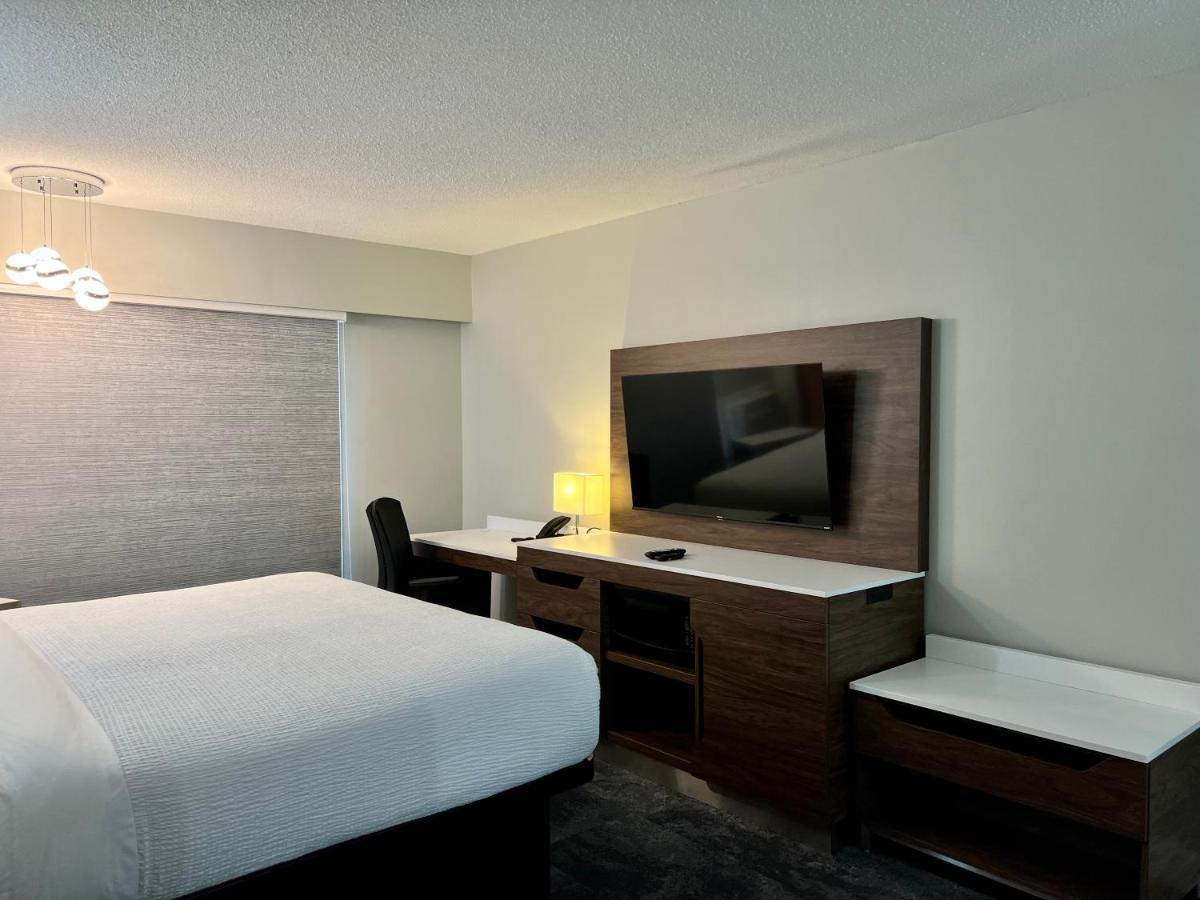 The Vic, Ascend Hotel Collection Victoria Buitenkant foto